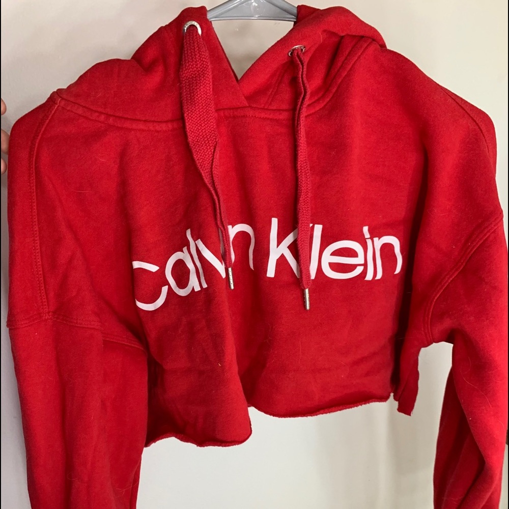 cropped hoodie